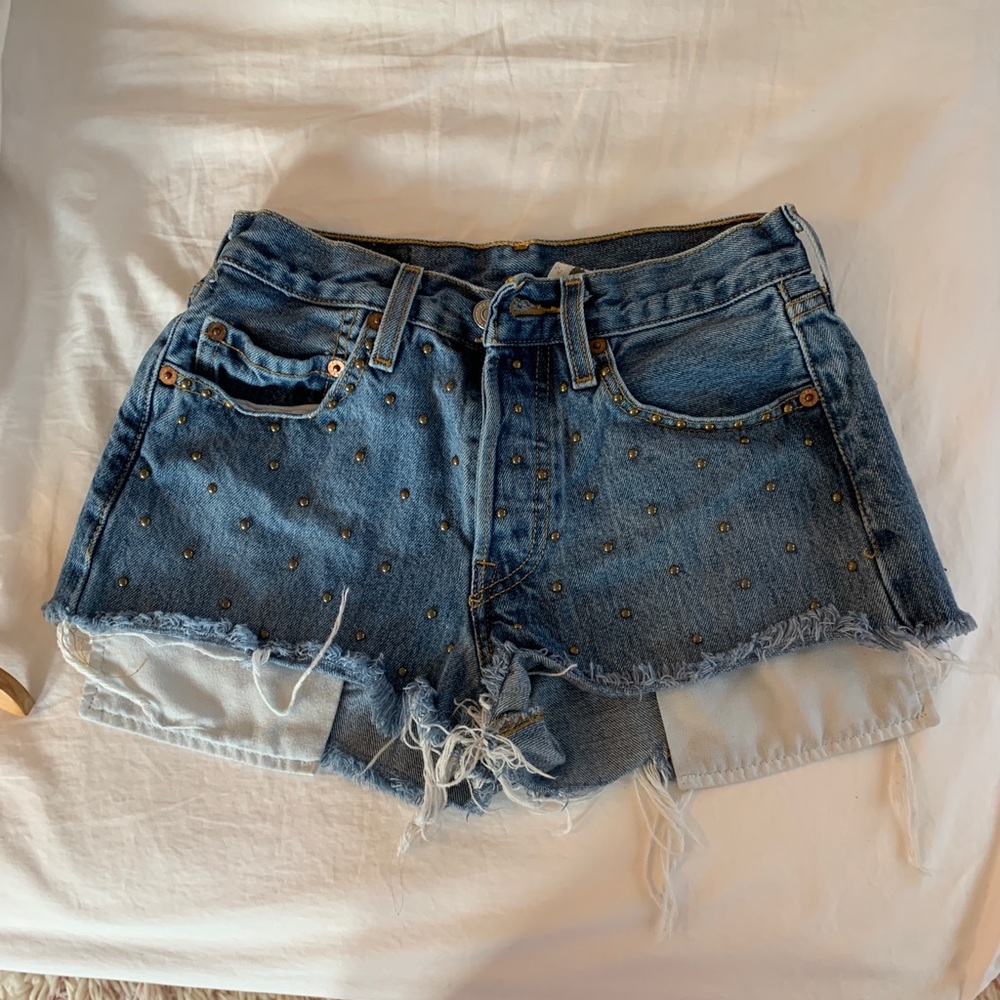 LF vintage Levi’s studded denim shorts